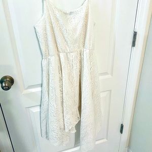 💕Francesca’s White Lace Dress